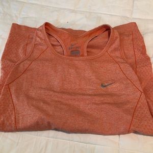 Nike dri-fit tank